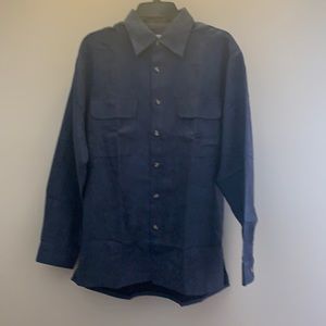 Irvine Park Button-Up Shirt –‎ Size M